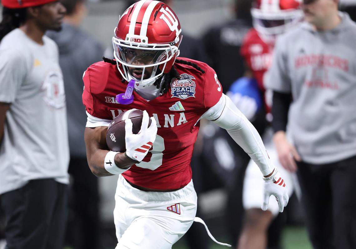 Indiana Hoosiers wide receiver Omar Cooper Jr. warms up prior to the 2025 College Football Playoff Semifinal at the Chick-fil-A Peach Bowl against the Oregon Ducks at Mercedes-Benz Stadium on January 09, 2026 in Atlanta, Georgia. (Photo by Kevin C. Cox/Getty Images)