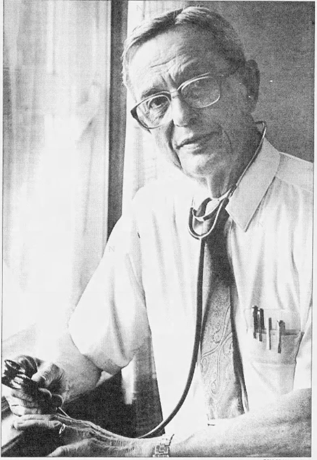 Dr. Hillis Ledbetter Seay