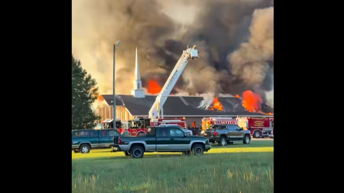 Towering fire levels NC church just hours ahead of Sunday morning services