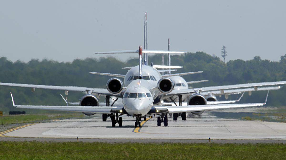 Low-cost Mexican airline Volaris plans to add nonstop flights from Charlotte to Guadalajara in November, Volaris said this week.