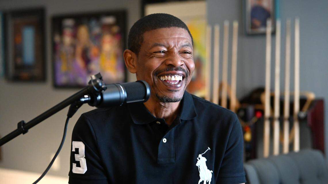 Muggsy Bogues kicks off new Charlotte Observer series ‘Sports Legends of the Carolinas’