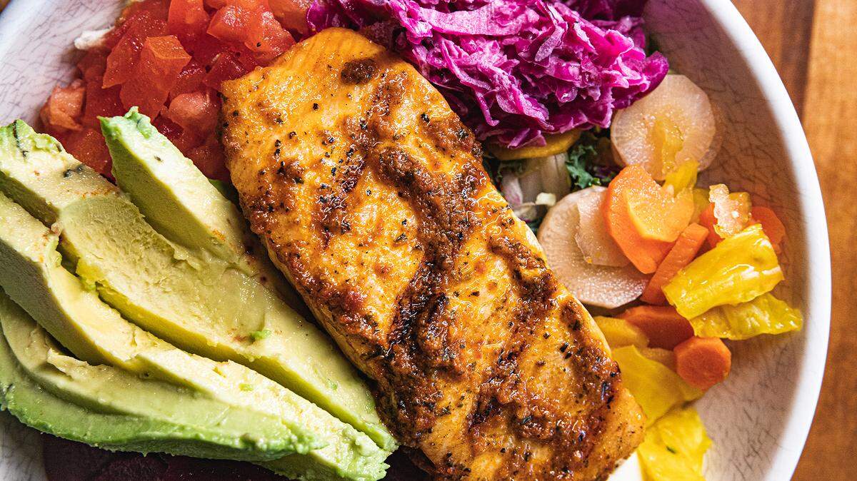 Want to try the Mediterranean diet in 2022? Here are 6 meals to eat at Charlotte restaurants