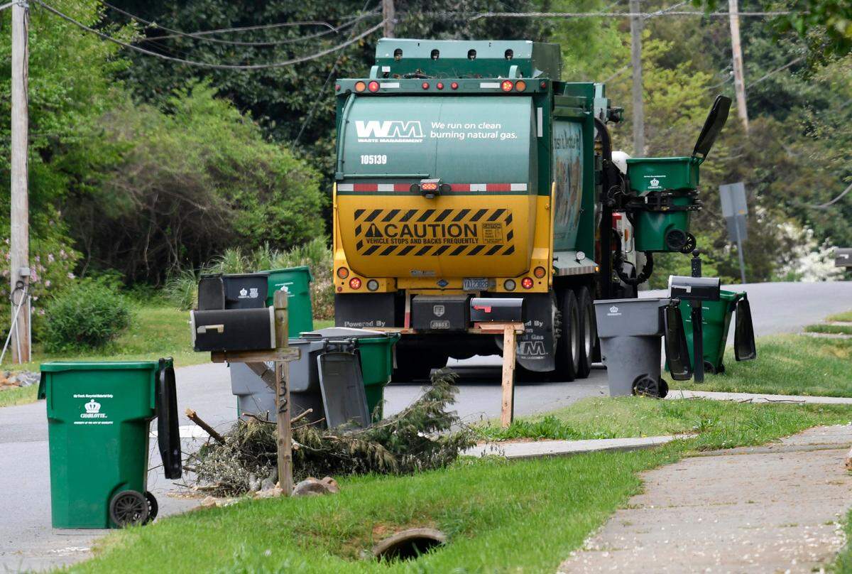 After suspending yard-waste pickup for a month, Charlotte’s solid-waste department is doing a one-time pickup throughout the city. There is no detailed schedule for pickup in specific neighborhoods.