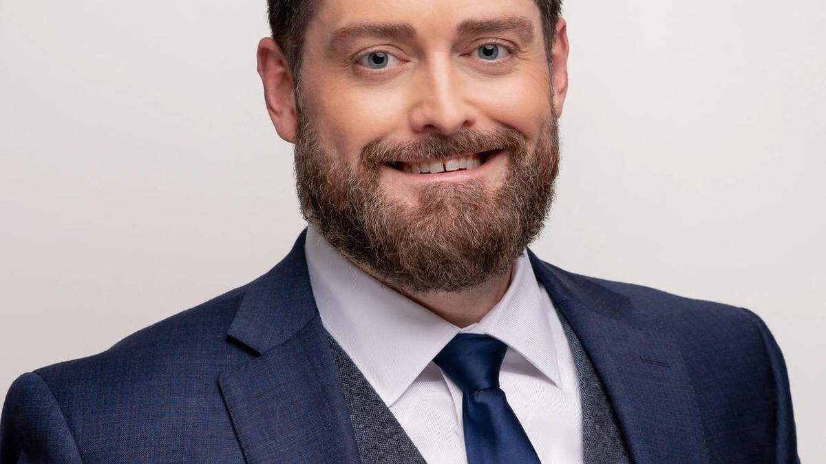 Chris Bazzle is a candidate for District Court 26 Seat 1 in 2022.