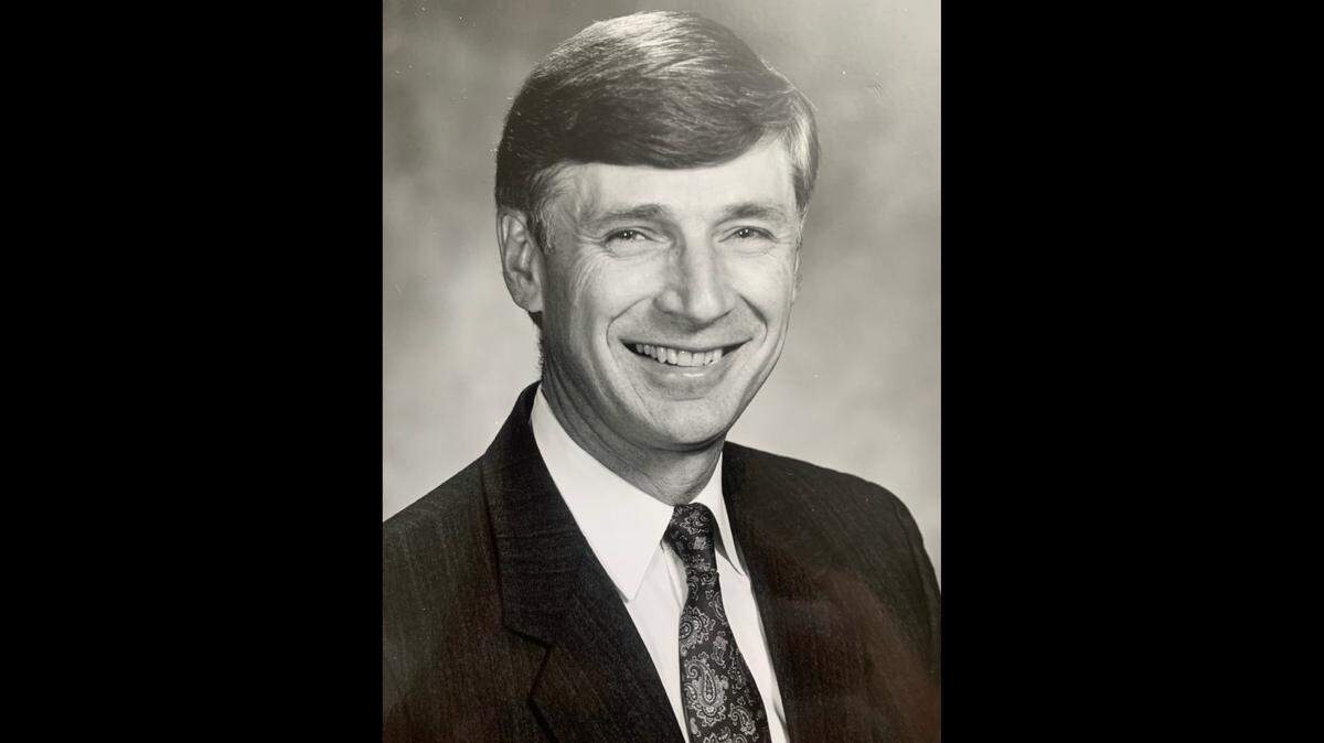 Tom Smith, former head of Food Lion, died June 2.