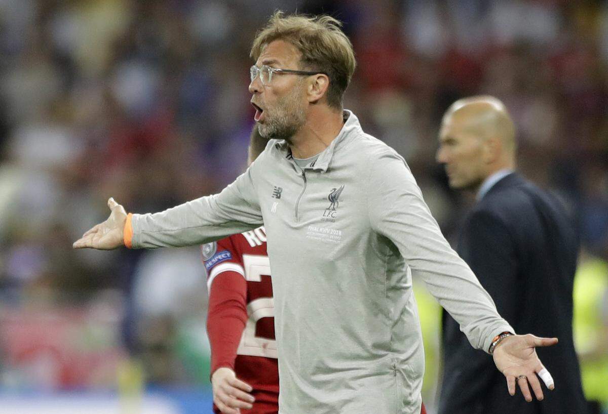 Liverpool coach Jurgen Klopp reacts during the Champions League Final soccer match between Real Madrid and Liverpool at the Olimpiyskiy Stadium in Kiev, Ukraine, Saturday, May 26, 2018. (AP Photo/Matthias Schrader)