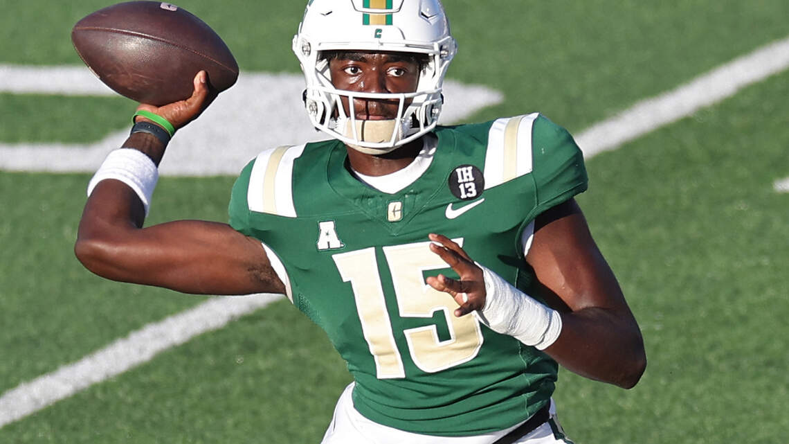 Deshawn Purdie, recent starting QB for Charlotte 49ers, commits in-state to Wake Forest
