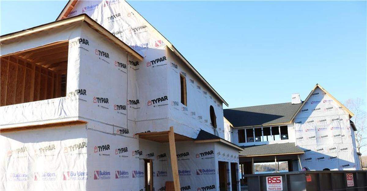 A property on Largo Place sold for $7.67 million in 2023.