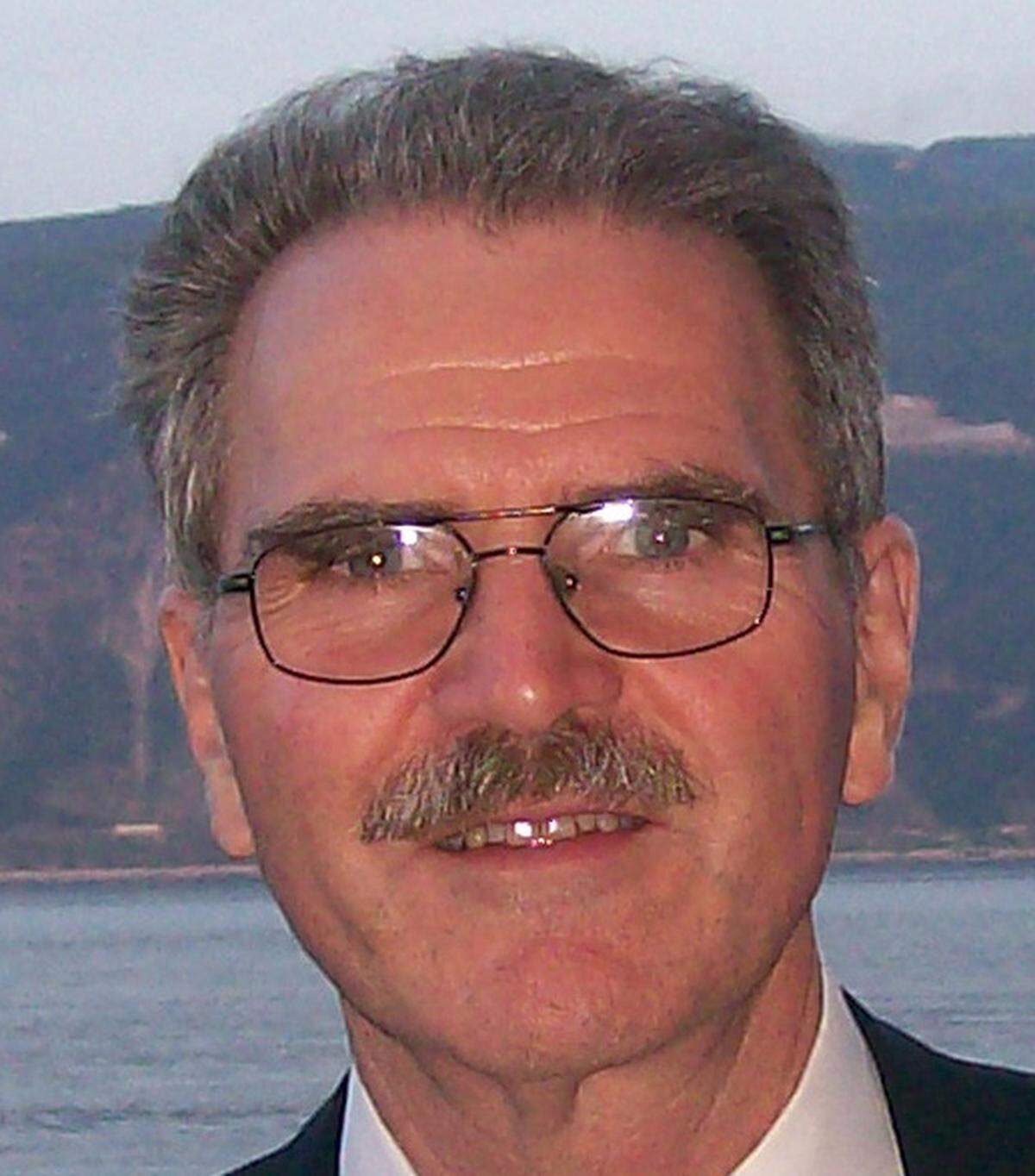 Lee Monks