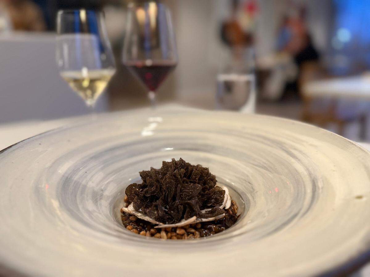 Black truffle and freekeh at Esmé, a Chicago restaurant with one Michelin star.