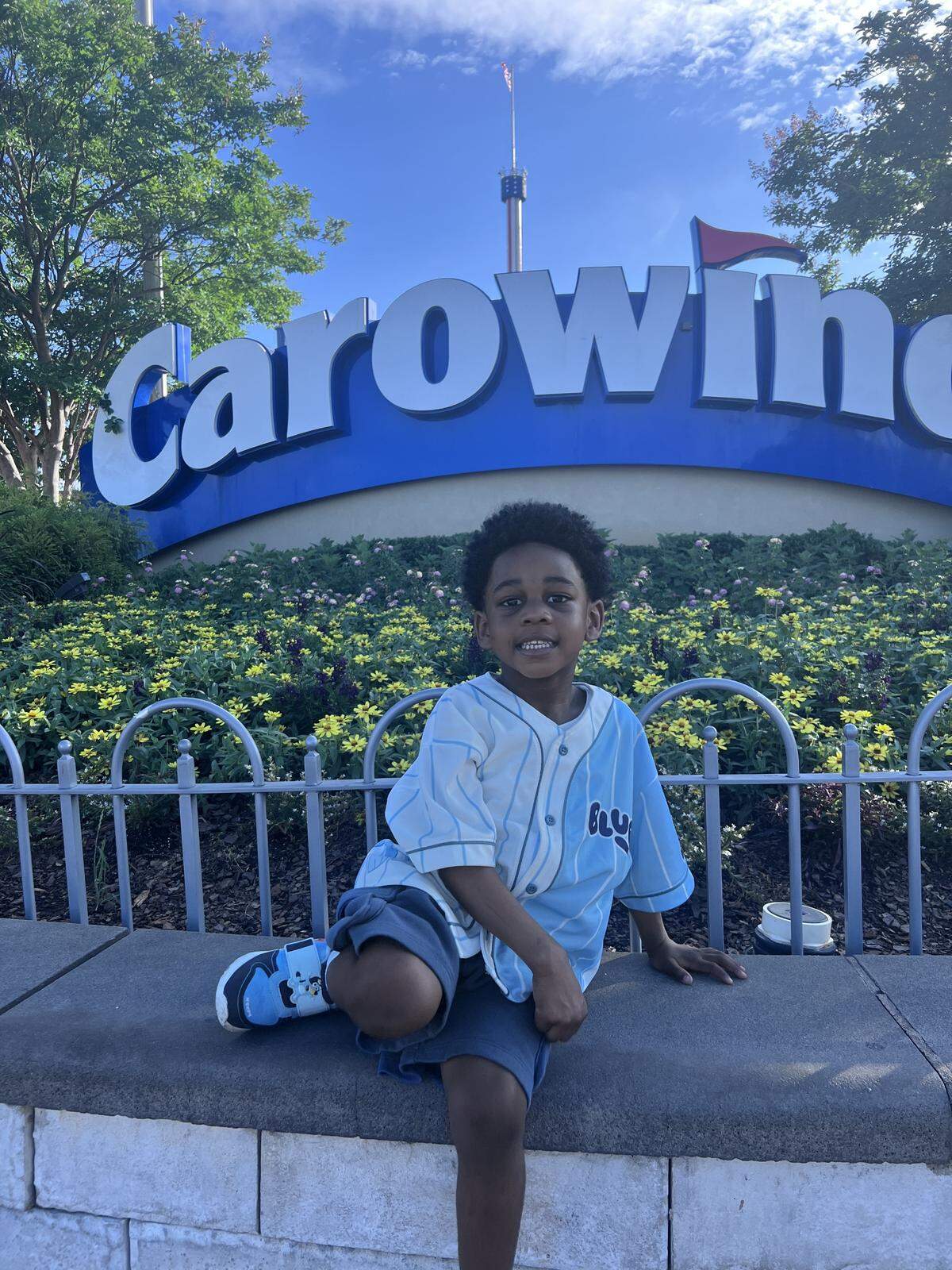 Jayce Edwards spent his 4th birthday at Carowinds. His entire family wore outfits of his favorite cartoon, Bluey.