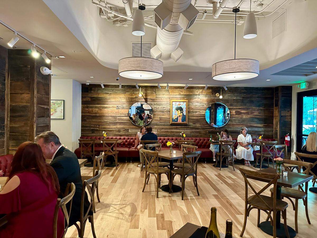 Foxcroft Wine Co. located in Birkdale Village.