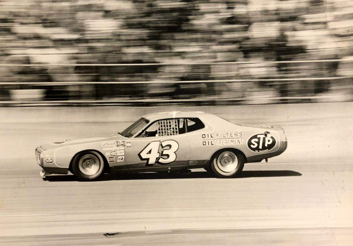 NASCAR driver Richard Petty pilots his No. 43 car on February 15, 1975