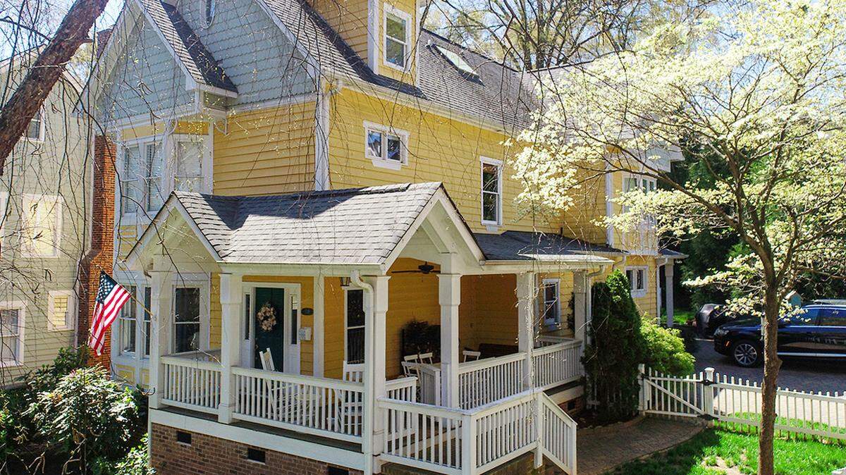 Charlotte housing prices have skyrocketed and supply has plummeted after year of COVID