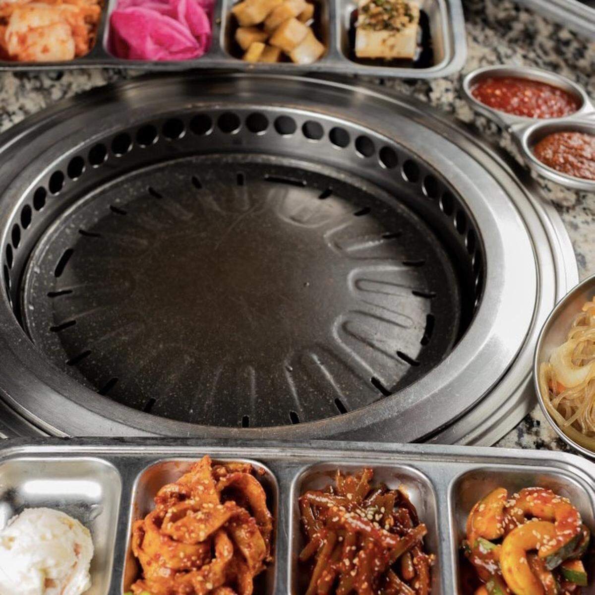 Let’s Meat KKBQ is an all-you-can-eat Korean barbecue restaurant.