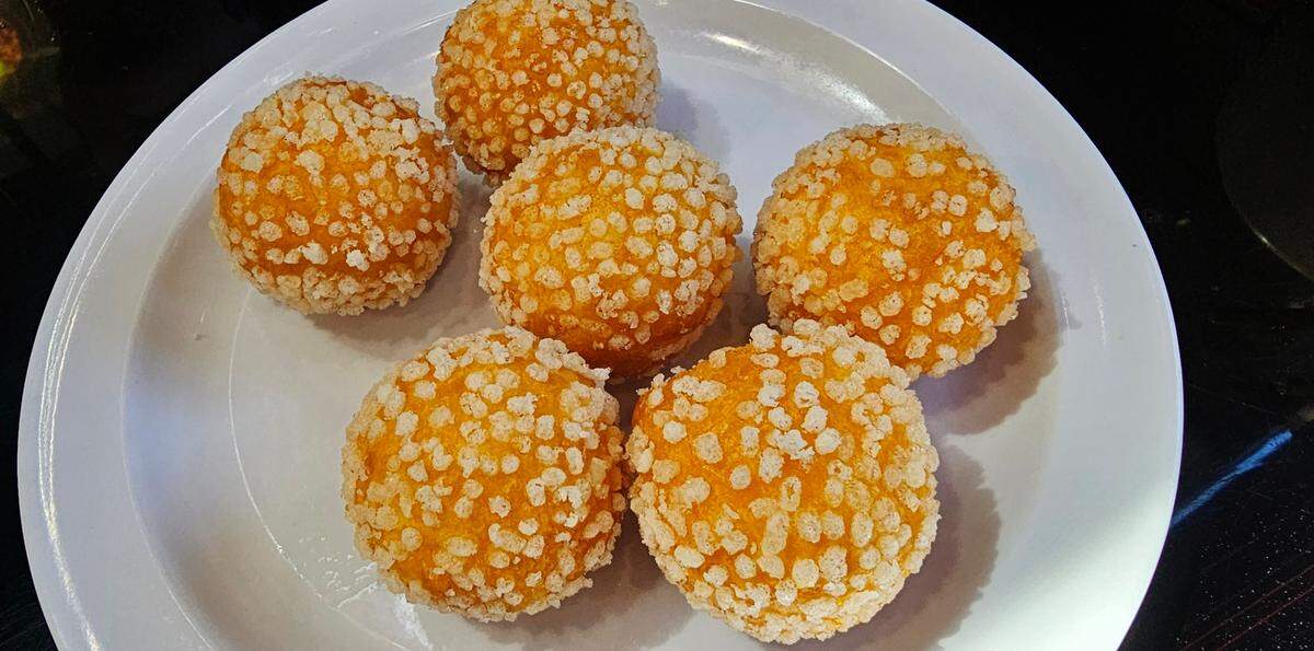 Sesame balls at Lanzhou Hand-Pulled Noodles.