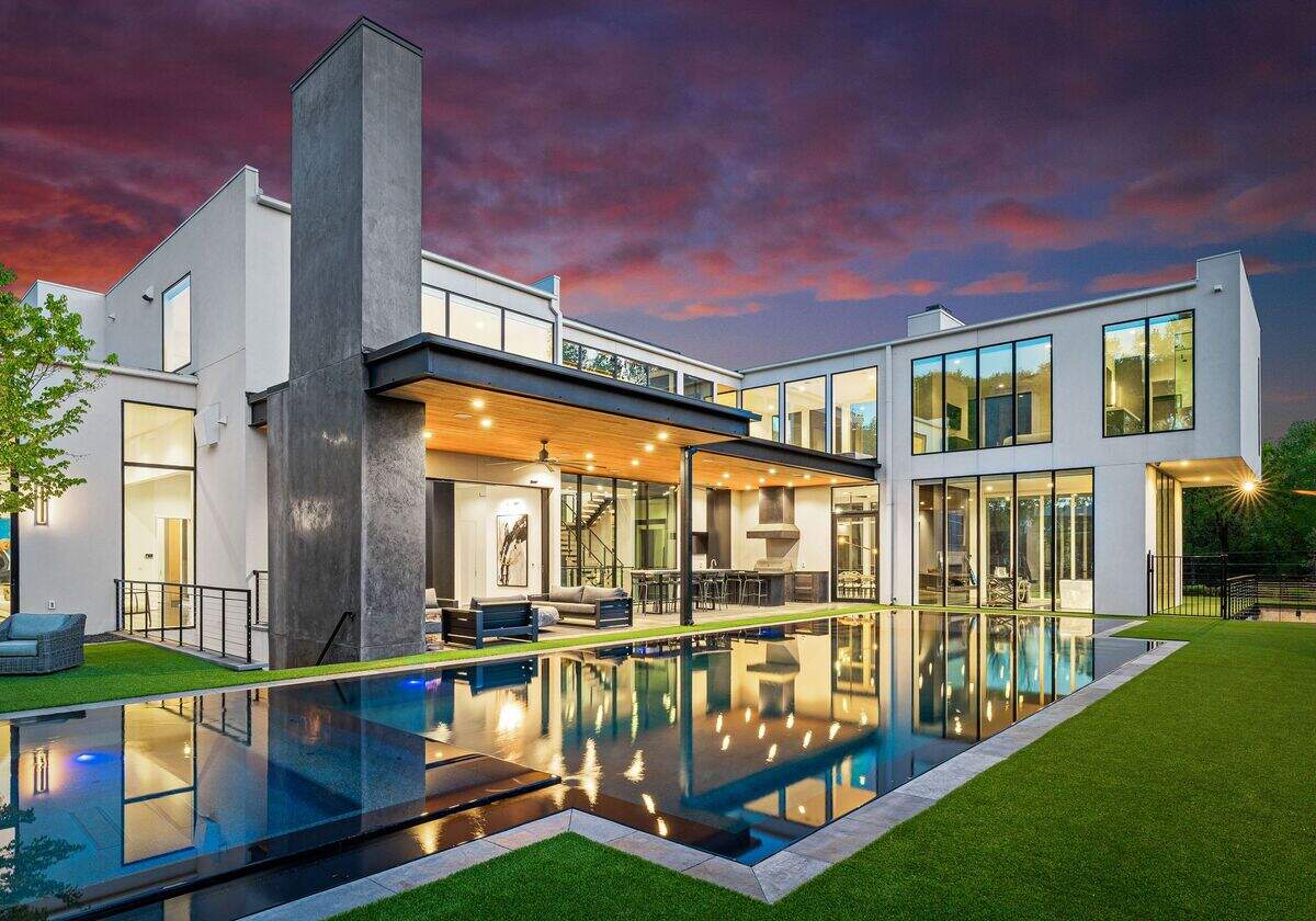 The home was designed by Greg Perry Design and built by the Thompson Building Group.