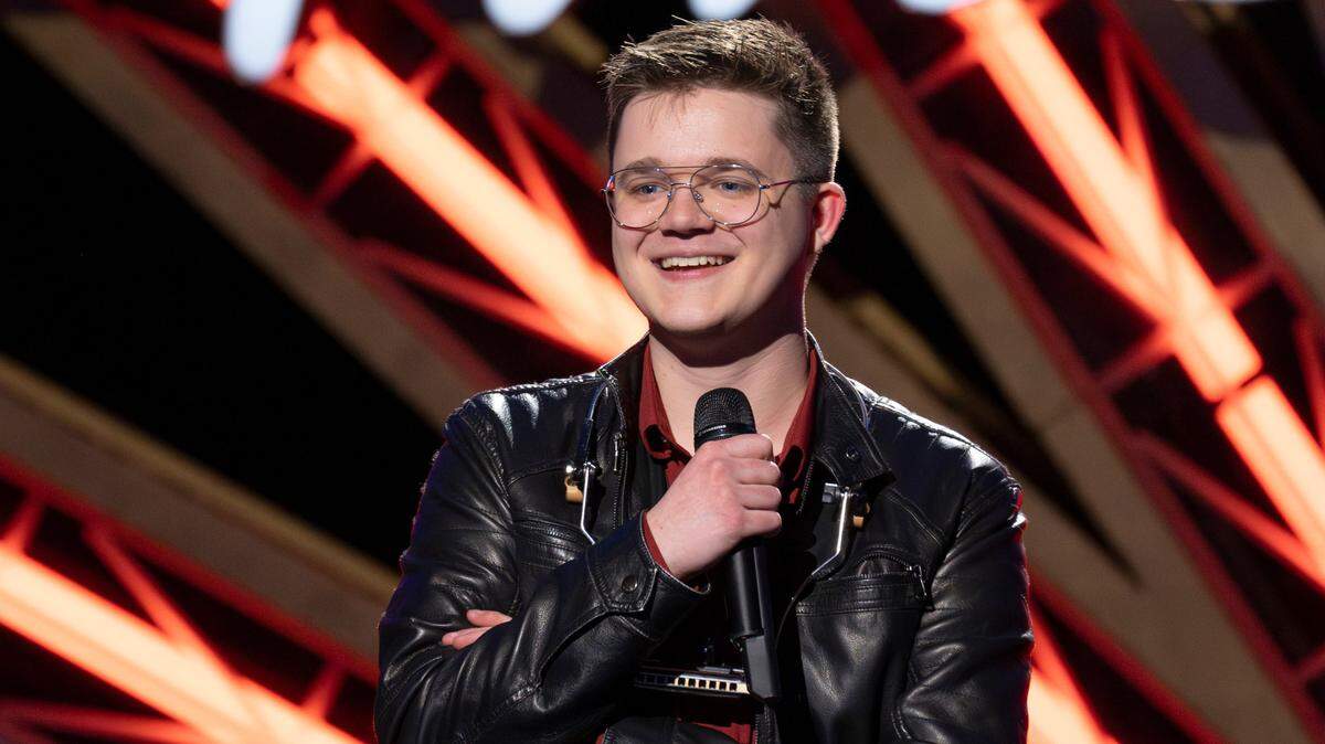 Josh King in the March 31 episode of “American Idol” on ABC.