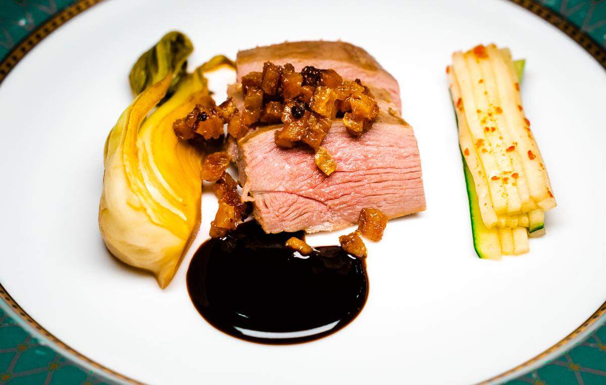 Counter- offers multi-course tasting dinners.