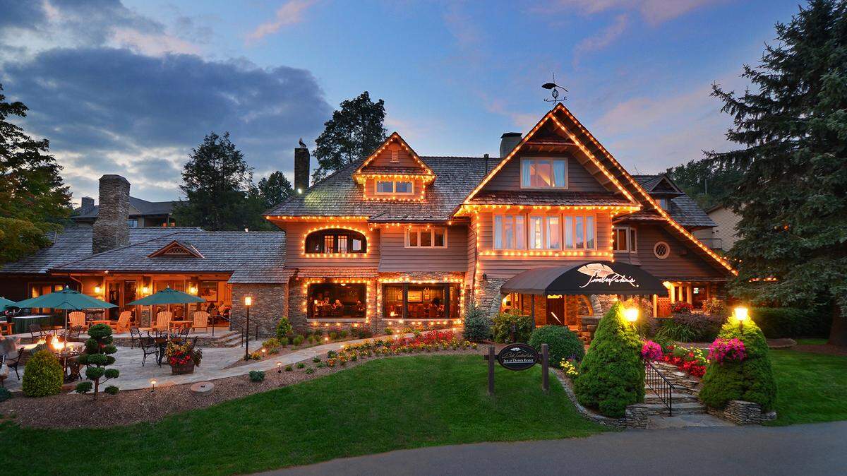 Chetola Resort is located at 185 Chetola Lake Dr. in Blowing Rock.