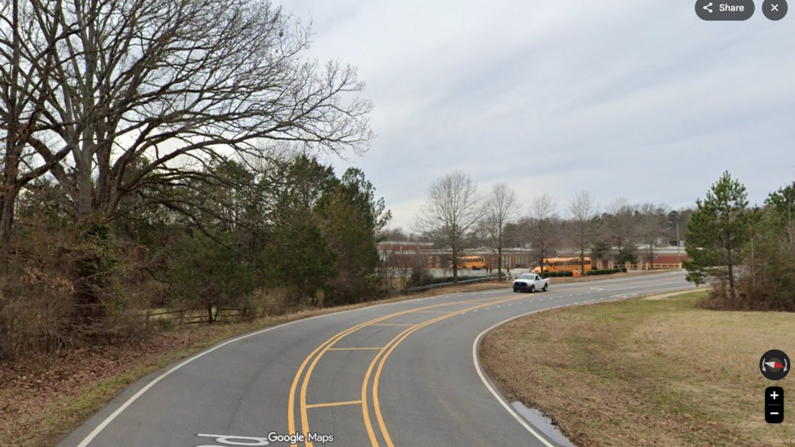 Impairment ‘suspected’ in 6 am minivan crash that killed 2 people, CMPD says