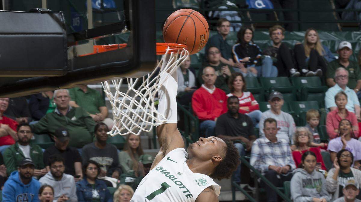 Freshman guard Jahmir Young, scoring in a recent exhibition against Georgia, had 17 points for the Charlotte 49ers against James Madison on Wednesday.
