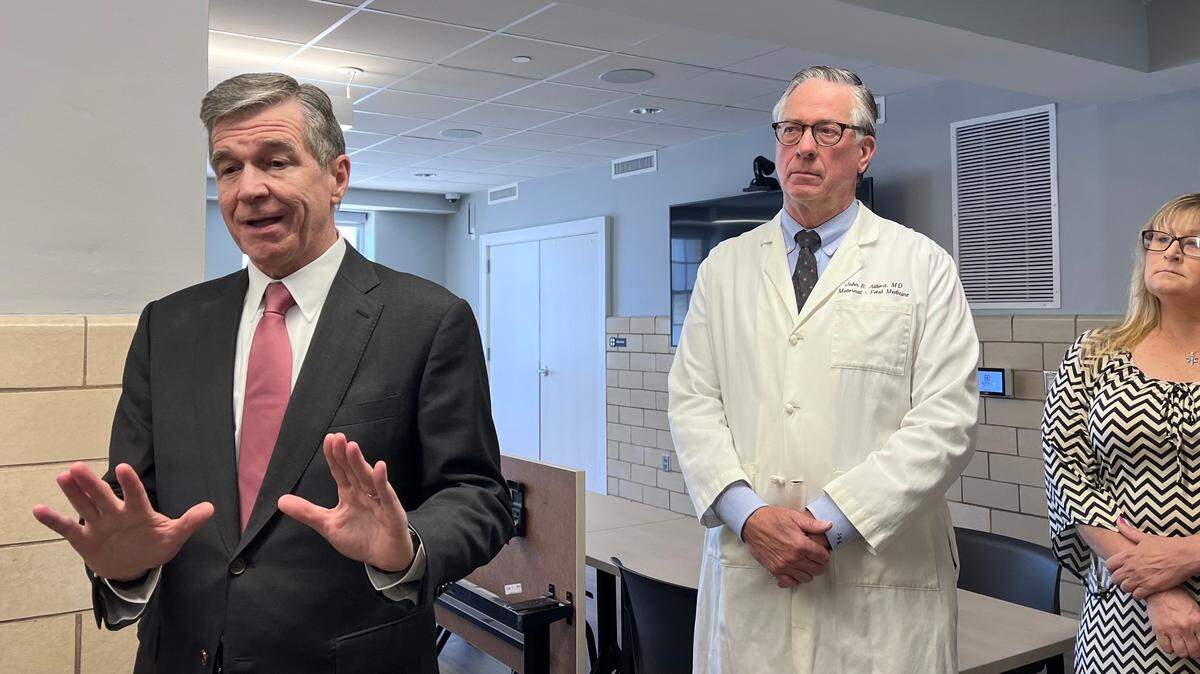 Gov. Cooper travels to Mecklenburg as ‘prisoner of hope,’ aiming to sway GOP on abortion