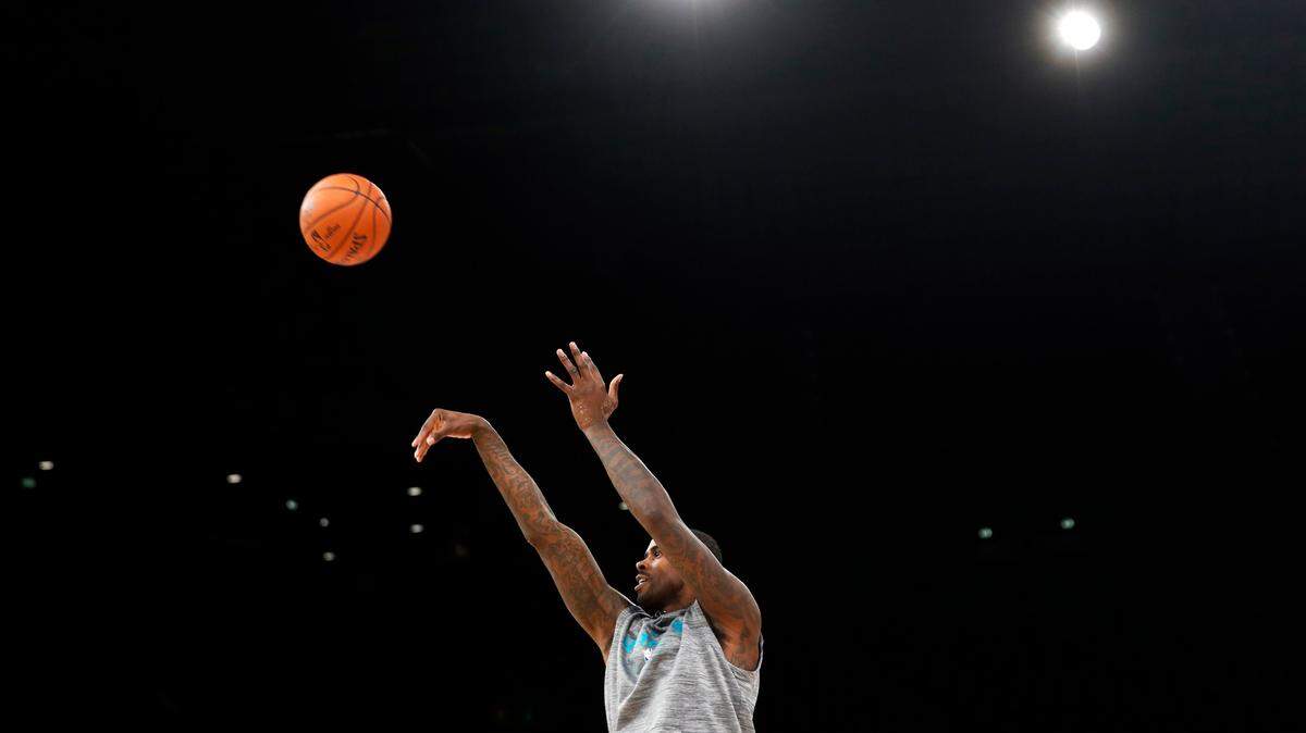 Hornets forward Marvin Williams is considering retirement. He wants a global second act