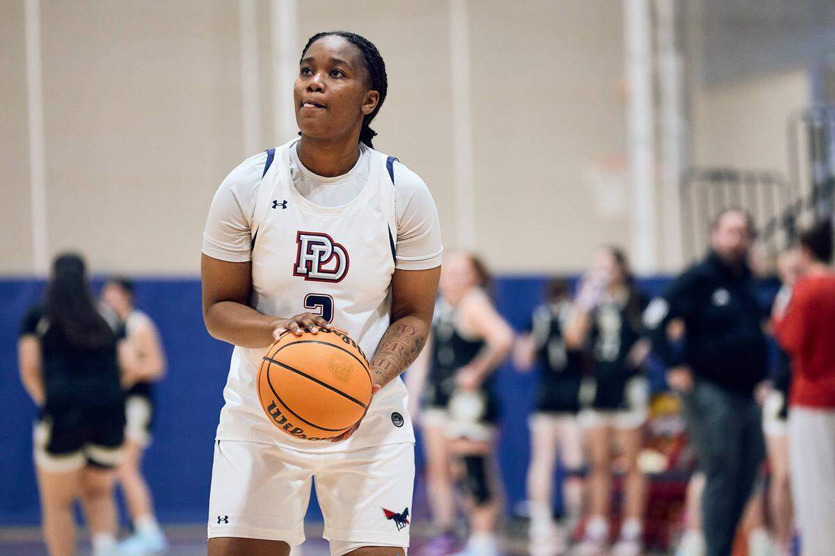 The Providence Day School Chargers guard Jaida McClure (2) warms up for the second half in their win over Rabun Gap in the NCISAA state semifinals on February 24, 2026.