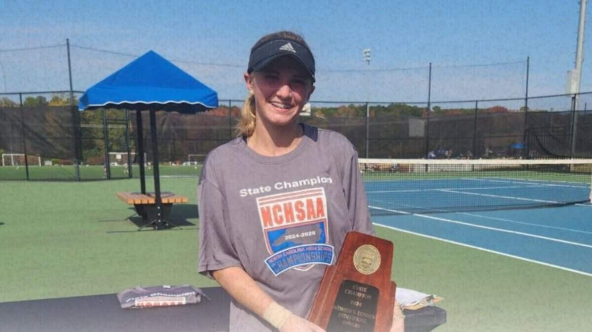 Pine Lake Prep tennis player Mallory Aull