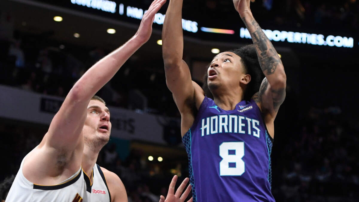 Nick Smith Jr. providing depth for banged-up Hornets | Charlotte 