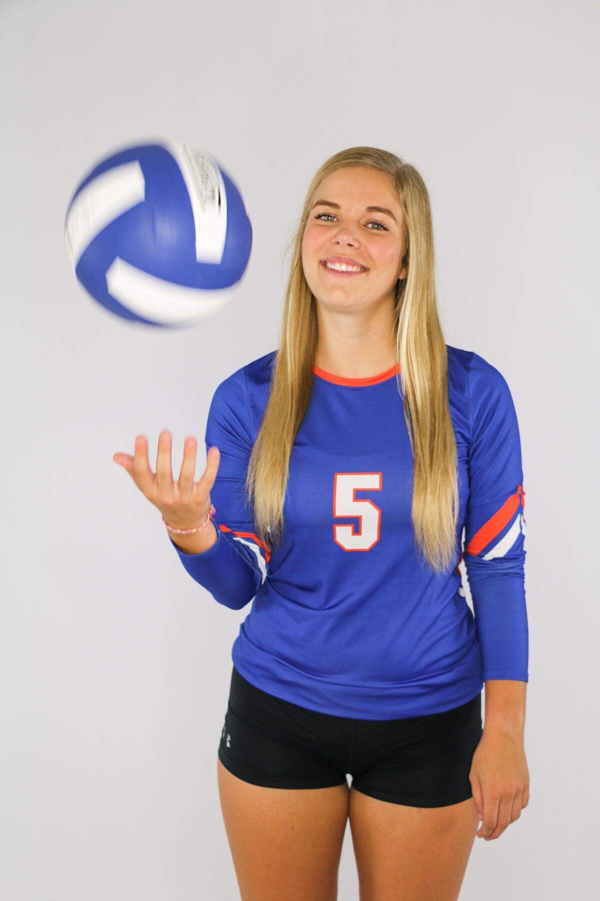 Marvin Ridge volleyball star Adriana Jordan