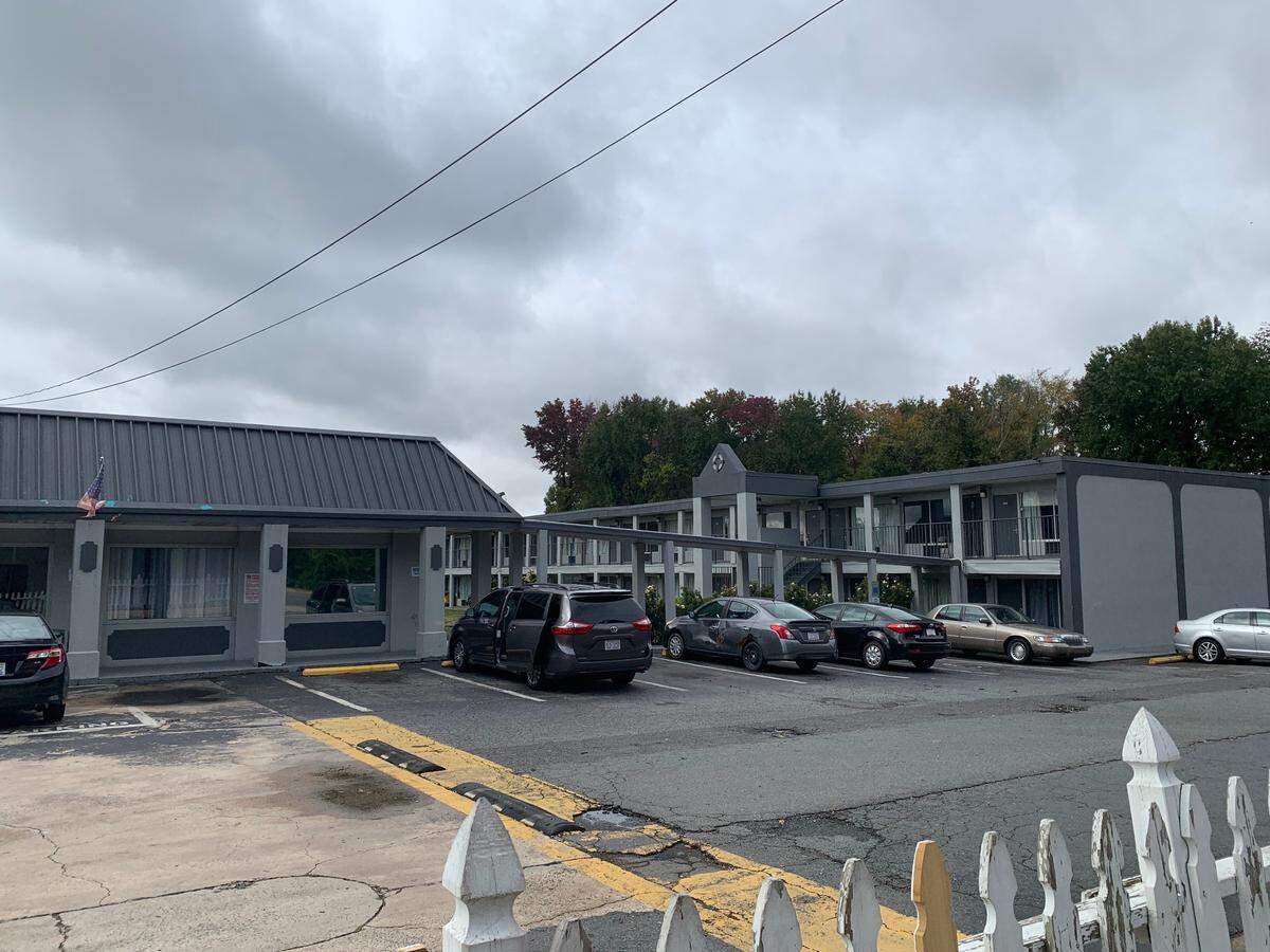 The Southern Comfort Inn closed its doors in June 2022 when the inn’s owner couldn’t pay its bills or make repairs because many residents were behind on rent. Now, community activists want to transform it into transitional housing.