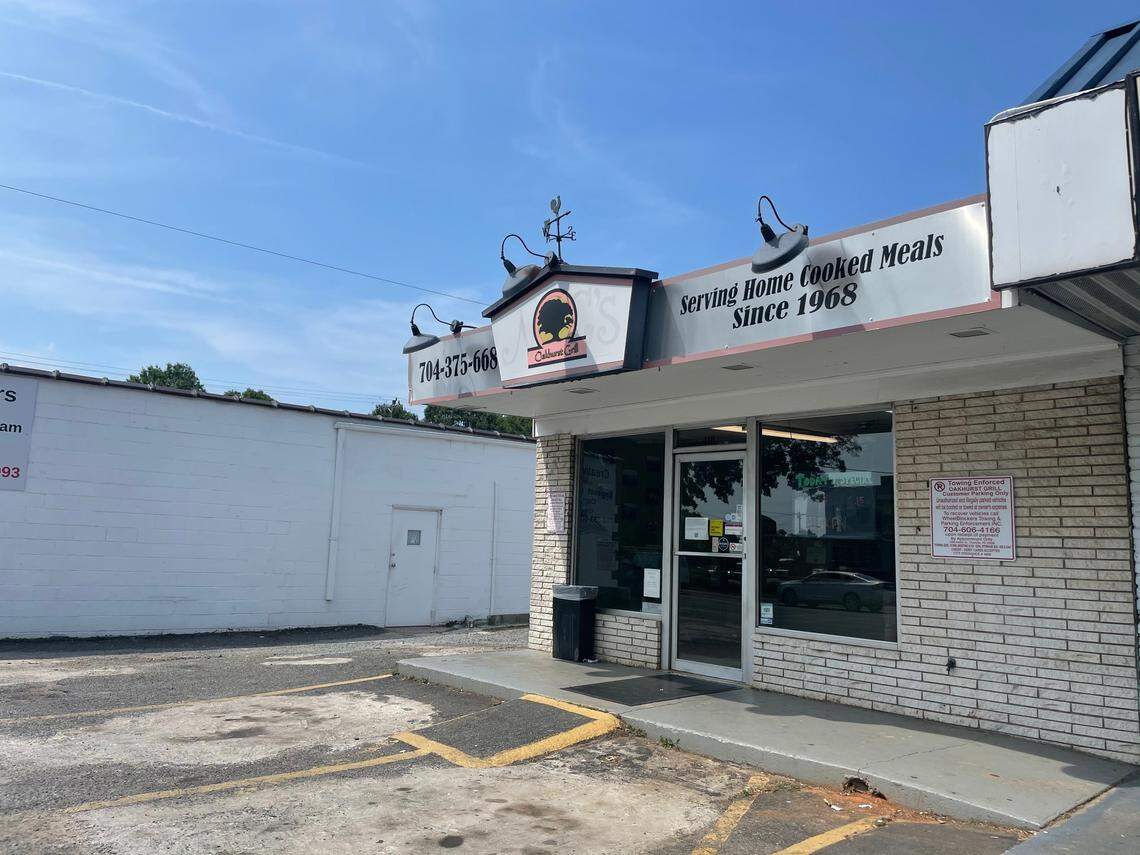After 52 years, Oakhurst Grill closed at the end of business on Saturday, May 29, 2021.