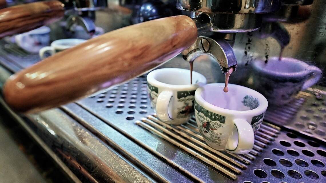 How Long a Caffeine Tolerance Reset Actually Takes and Why a Gradual 25% Weekly Taper Works Best