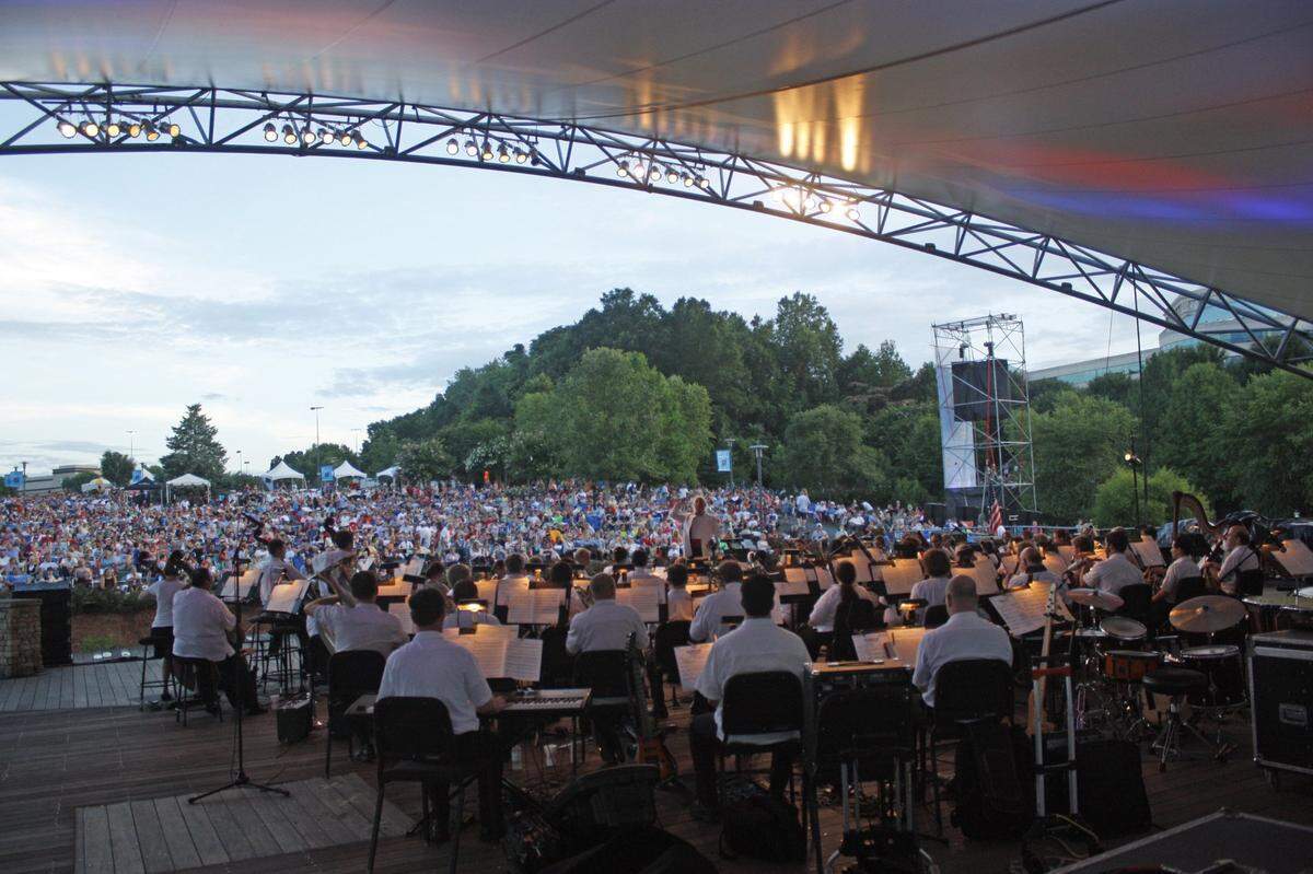 The Charlotte Symphony’s “Summer Pops” returns to its SouthPark home this week after two years because of the pandemic.