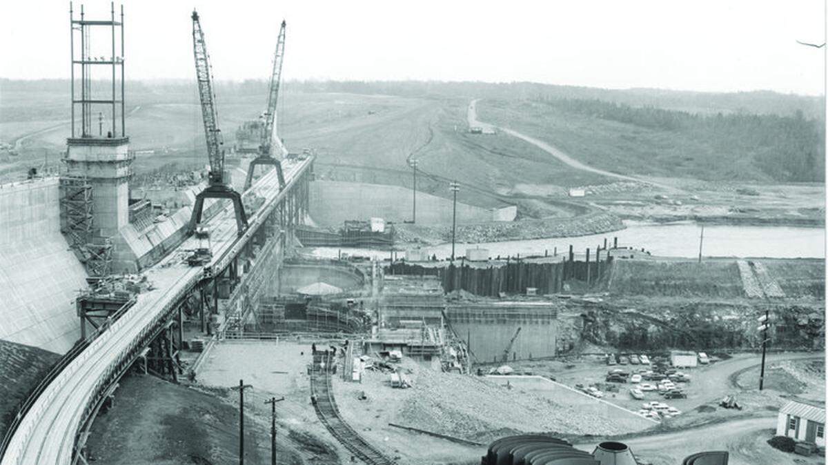 Is there a flooded town under Lake Norman? History of NC’s largest man-made lake.