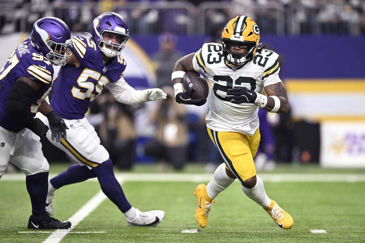 Green Bay Packers running back Emanuel Wilson against the Minnesota Vikings at U.S. Bank Stadium on Jan. 4, 2026, in Minneapolis.