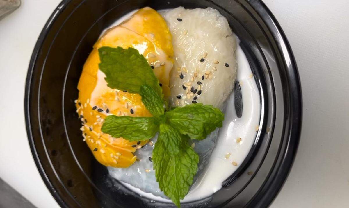Mango sticky rice at Sen Mee Noodle House.
