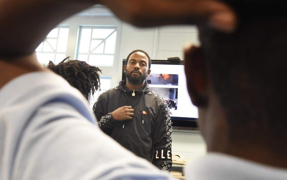 Sherrill Roland, who’s an artist-in-residence at the McColl Center, met with about 10 youth inmates at the Mecklenburg County Detention facility, or Jail North, on Tuesday Oct. 9, 2019. Sherrill was wrongly convicted and spent more than 10 months in prison and his art is a reflection of his time behind bars and his transition back into society.
