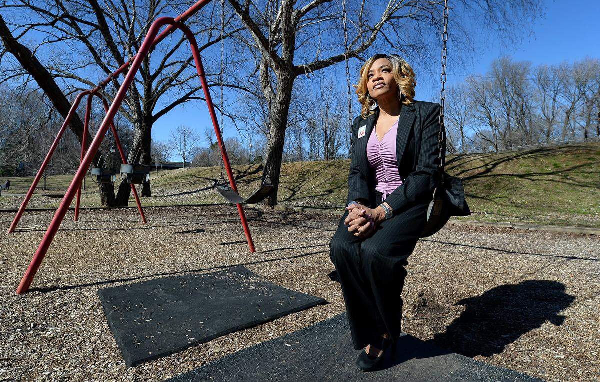 Lisa Crawford is the new leader of Mothers of Murdered Offspring in Charlotte, which offers support to families of murder victims.