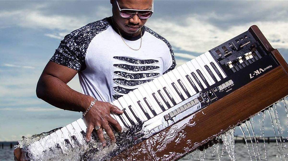 Gino Rosaria plays Feb. 28 at Middle C Jazz.