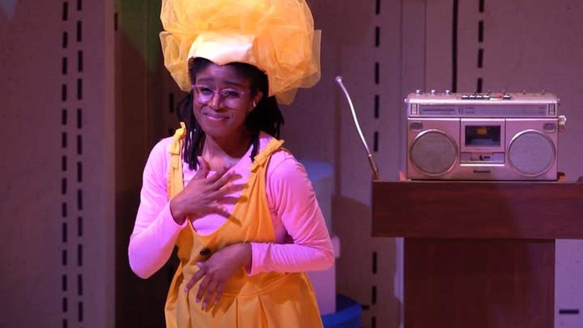 Hats off to Kelly Lyons. Her book about mother-daughter bonds hits the Charlotte stage