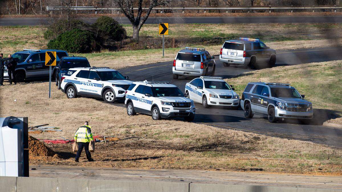 Timeline: 2 wrecks on I-85 in Charlotte led to death of Officer Mia Goodwin 