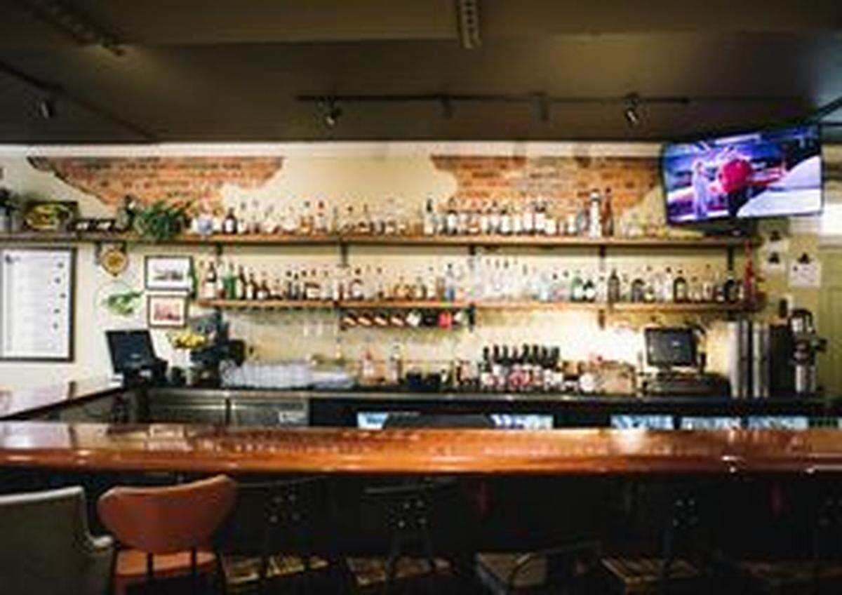 Stop by Freeman’s Grub & Pub and grab one of its specialty drinks or specials such as hushpuppies with honey butter.