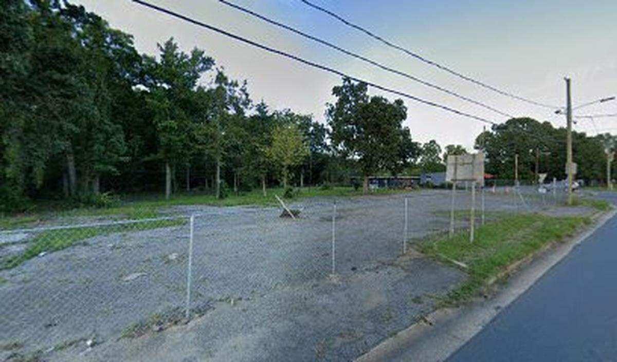 Two people died and two were wounded in a shooting on this block of South Lodge Circle in Charlotte on Saturday, Jan. 27, 2023, police said.