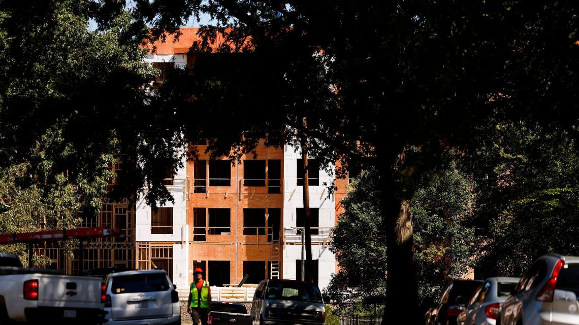 A new apartment complex under construction at the end of Ellenwood Place in Charlotte, N.C.Tuesday, Sept. 13, 2022. The Charlotte City Council voted Monday to spend all the money left in its Housing Trust Fund on subsidizing more than 600 affordable units.