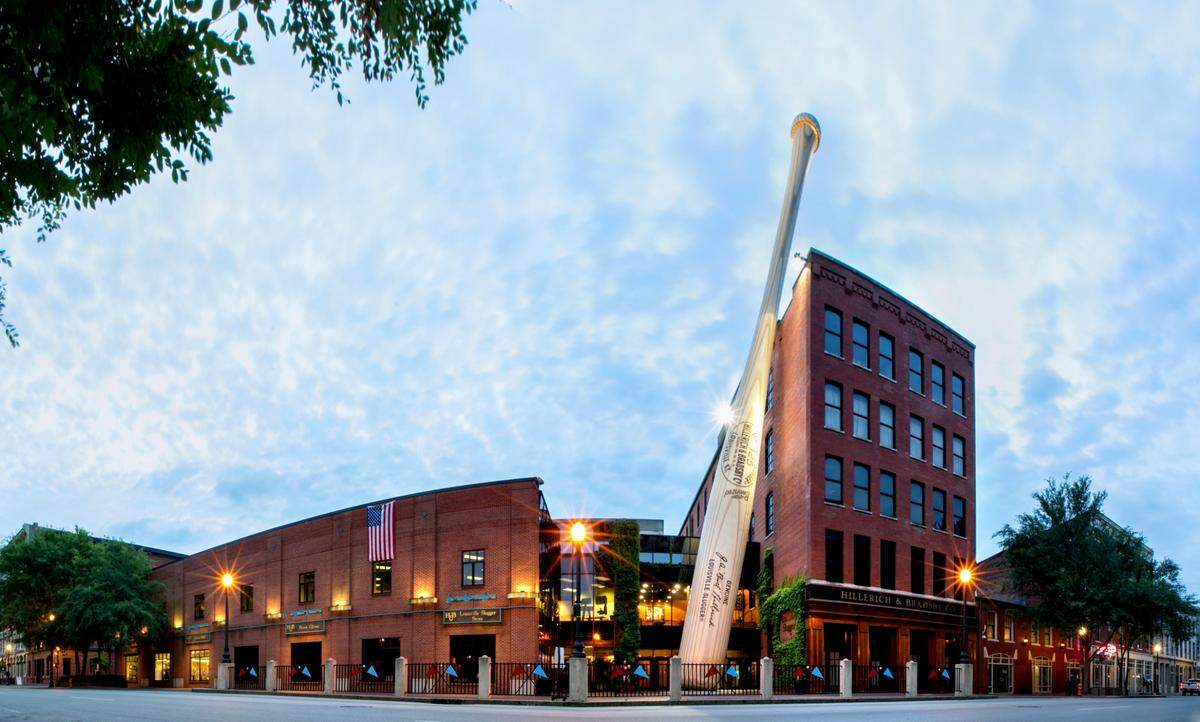 The Louisville Slugger Museum and Factory offers customizable experiences.