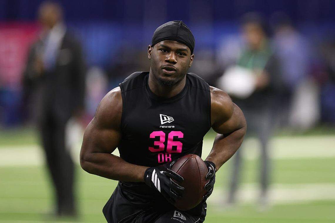 INDIANAPOLIS, INDIANA - FEBRUARY 27: A J Haulcy of the Louisiana State Tigers participates in a drill during the 2026 NFL Scouting Combine at Lucas Oil Stadium on February 27, 2026 in Indianapolis, Indiana. (Photo by Stacy Revere/Getty Images)