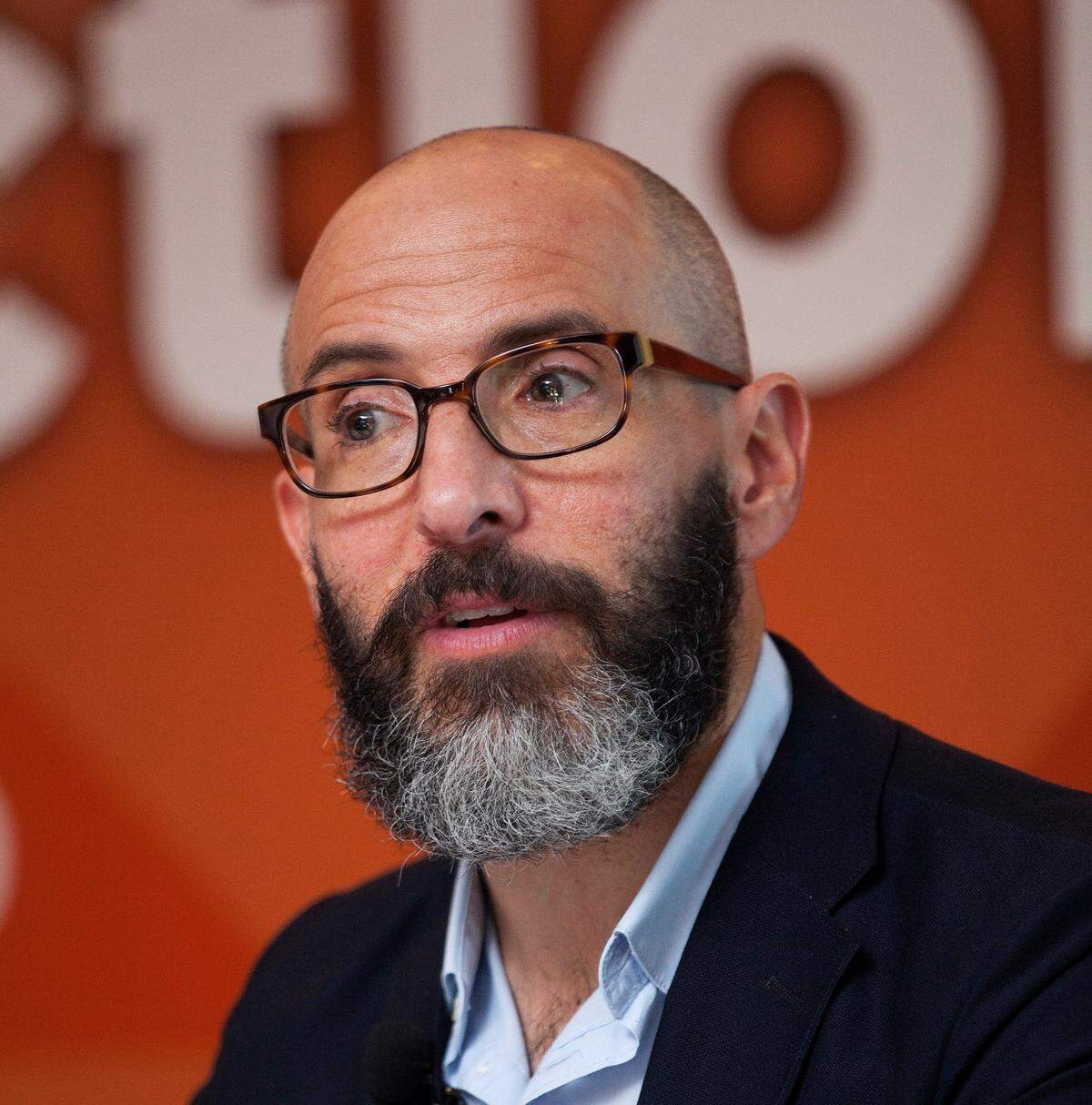 Dr. David Wohl